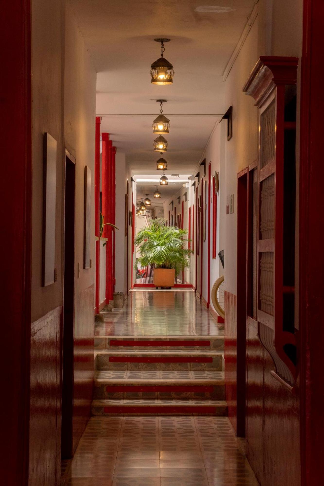 Hotel La Casona Jardin Bagian luar foto
