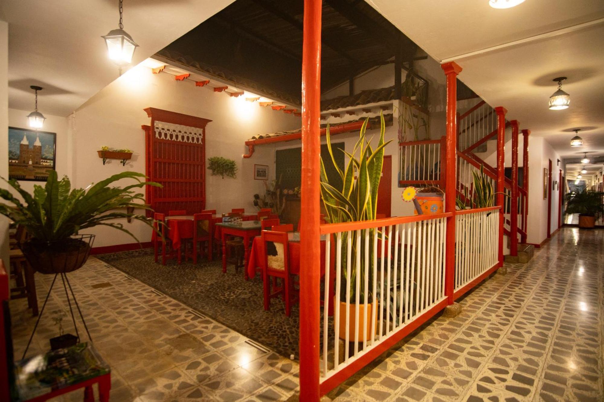 Hotel La Casona Jardin Bagian luar foto