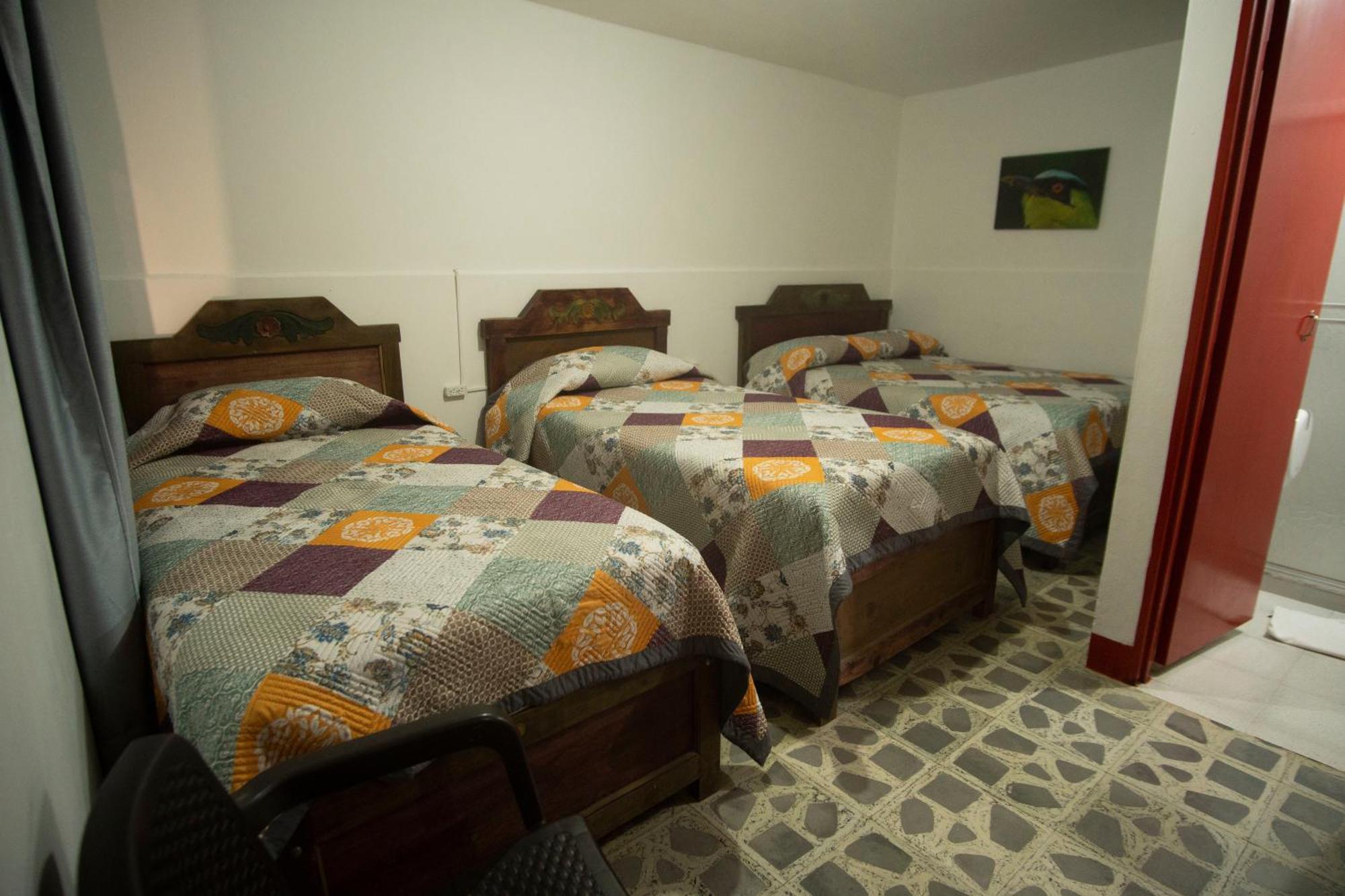 Hotel La Casona Jardin Bagian luar foto
