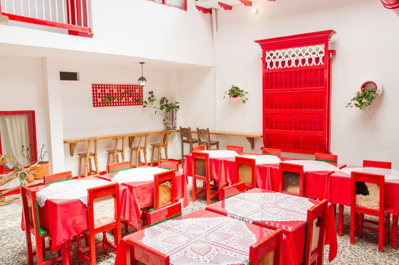 Hotel La Casona Jardin Bagian luar foto
